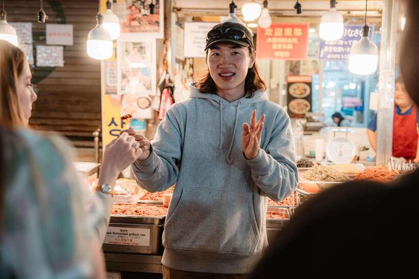 Seoul: Night Market Food Tour with Local Guide - Up to 10 tastings: what that really means for your appetite