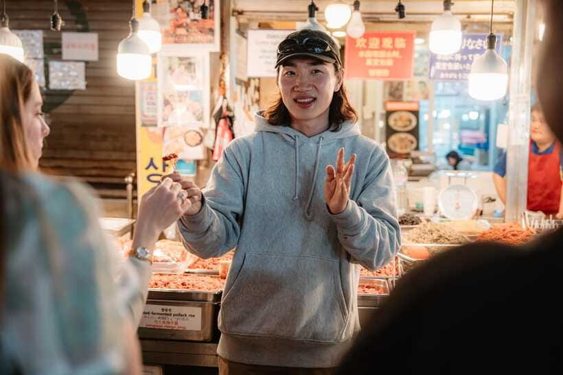 Seoul: Night Market Food Tour with Local Guide - Timing and pacing: what to expect from a fast evening walk