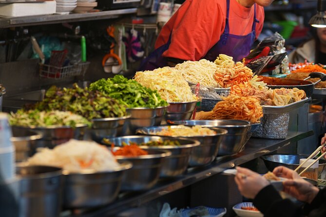 Seoul Vegan & Vegetarian Gwangjang Market Food Tour (11 Tastings) - Why a Seoul vegan market tour is worth it in Gwangjang