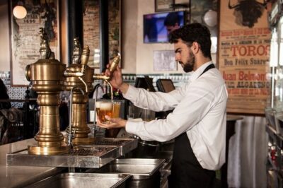 Seville Food Tour: Vermut, Churros & 10+ Tasty Local Dishes - Seville Cathedral Bell Tower and Alcázar: Moorish Roots Meet Christian Power