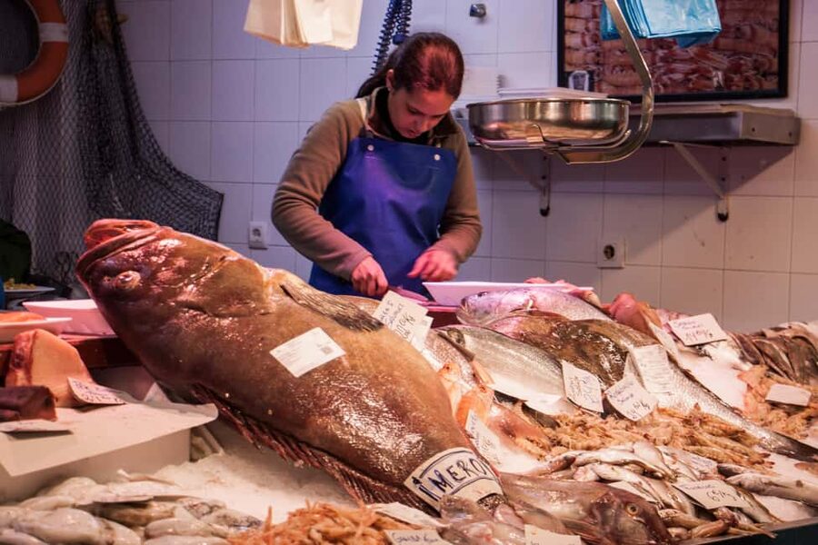 Seville: Food Tour with 10 Tastings of Tapas, Ham, Churros - Sea notes and tang: anchovies in vinegar and how to order better later