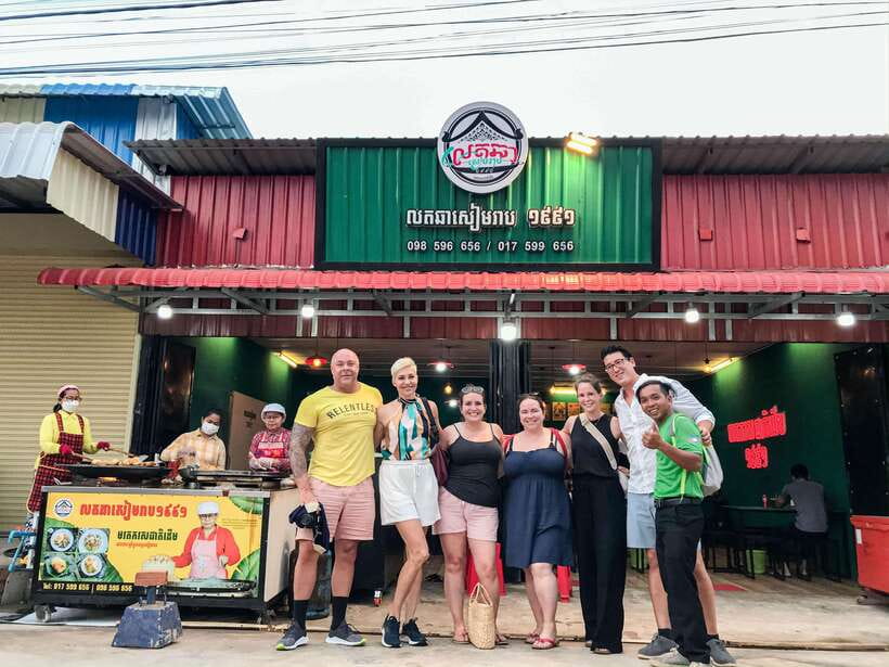Siem Reap: Evening Food Tour with 10 Local Tastings - Made in Cambodia Market: Crafts, Silk, and a Real Shopping Break