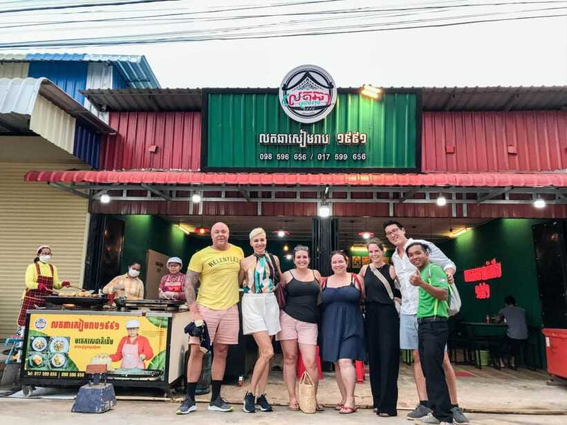 Siem Reap: Evening Food Tour with 10 Local Tastings - The Local Restaurant Tasting: Fruits, Spring Rolls, Tofu, and BBQ Snails