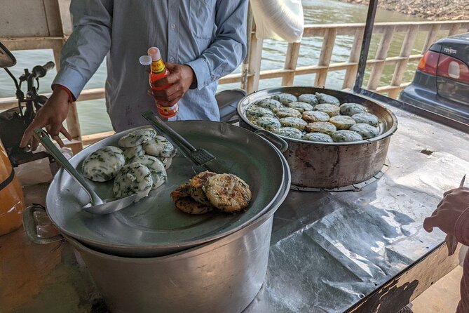 Siem Reap Food Tour By Local - Stop 1: handmade noodles with edible flowers and pickles