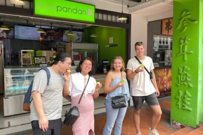 Singapore: Chinatown Hawker Food Tasting Tour - Smith Street: Where the Tour Makes Hawker Food Feel Simple