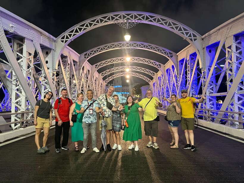 Singapore: Guided Street Food Tour at Night - Clarke Quay Central tastings: hawker classics with river energy