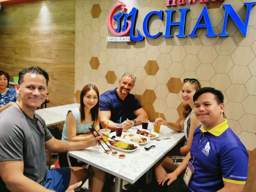 Singapore: Local Hawker Food Tour with Tastings - South Bridge Road: the small sightseeing section that saves time later