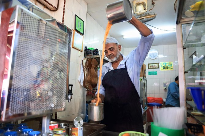 Small-Group Food Tour With Hawker Center: Eat Like A Local - How this tour feels: small group, big flavor coverage