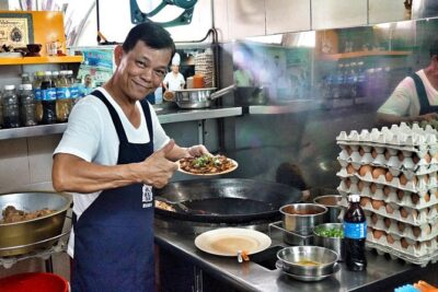 Small-Group Food Tour With Hawker Center: Eat Like A Local - Meeting point, start time, and the morning pace