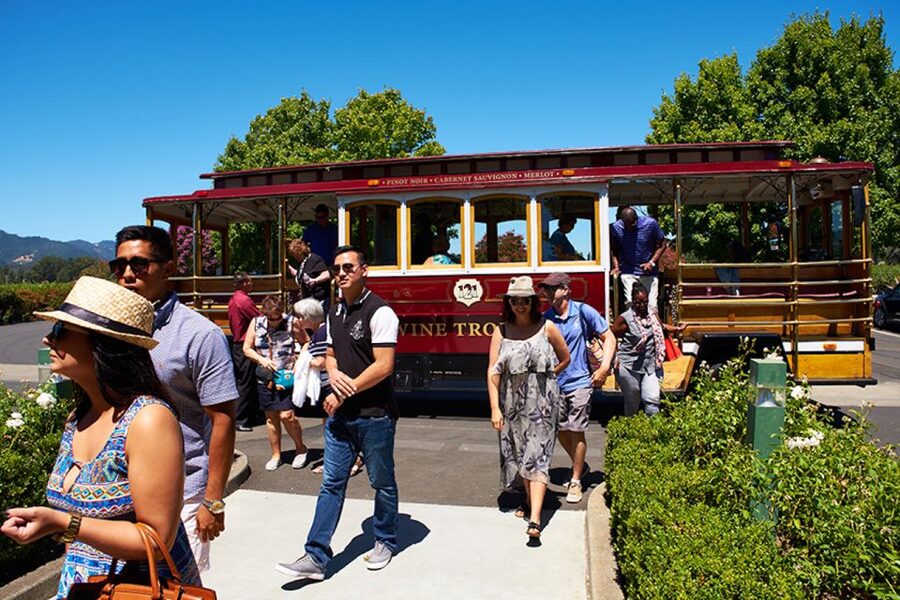Sonoma Valley: Wine Trolley Tasting Tour with Lunch - Key things that make this tour worth your attention