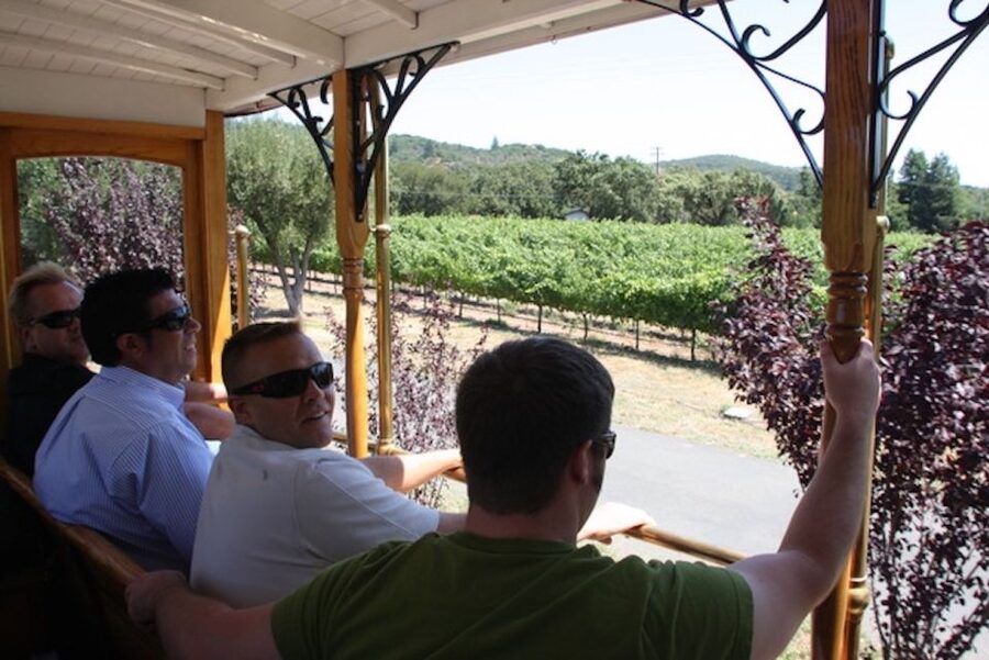 Sonoma Valley: Wine Trolley Tasting Tour with Lunch - Three Sonoma wineries in one day: how to get the most from each stop