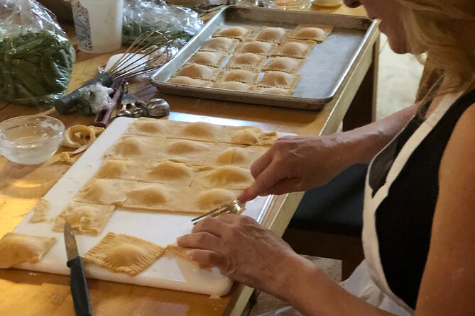 South Beach Food Tour- Culinary & Art Deco & History - Four Food Stops That Add Up to a Full Meal