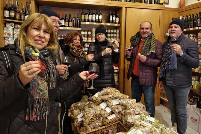 Street Food Tour of Lecce & City Sightseeing with Local Guide - Stop 4: Piazza Sant’Oronzo—where the tastings land