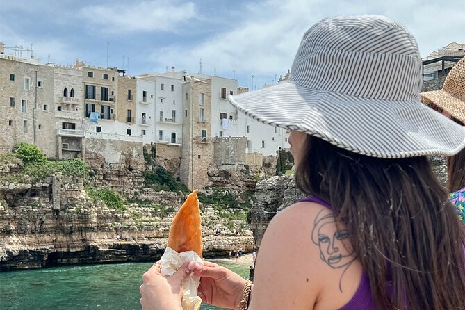 Street food tour of Polignano a Mare - Arco Marchesale: the historic-center gateway you’ll actually feel
