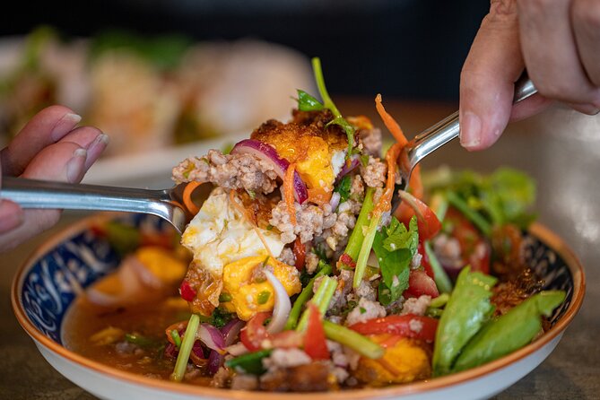 Sunset Local Eats Food Tour in Hua Hin - Hua Hin at 4:30 pm: the timing that makes street food work