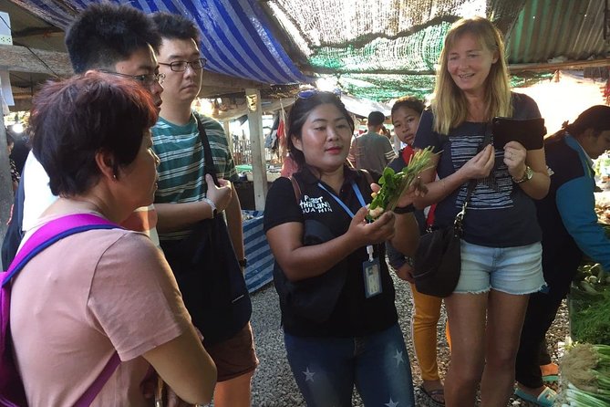 Sunset Local Eats Food Tour in Hua Hin - Stop 1: the local market and learning to spot good ingredients