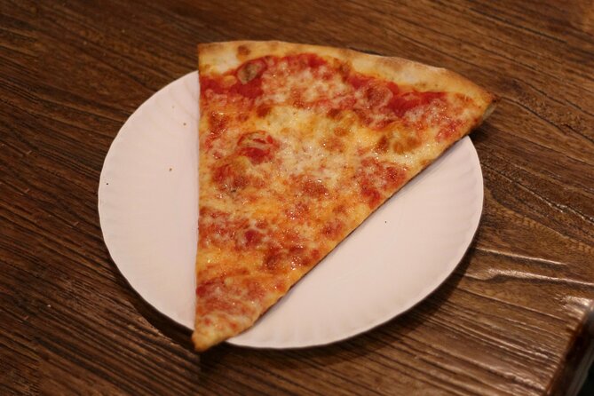 Sweets and Slices Greenwich Village Walking Food Tour - Stop-by-stop: how the tasting menu plays out