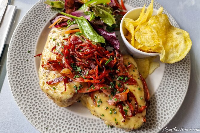 Tailored Premium Edinburgh Food Tour with Highest Quality Dishes - What You’ll Eat and Drink: Scottish Classics Plus Real Variety