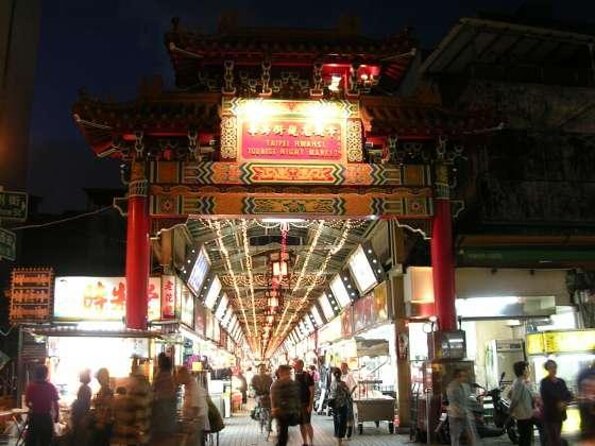Taipei Food Tour: Night Market & Convenience Store(Food Included) - Key things to know before you go