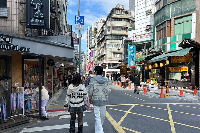 Taipei Hidden Eats, Market & Street Food Tour with 8+ Tastings - Key Highlights You’ll Feel in Your Stomach