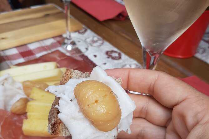 Taste Aosta: A Full Meal Walking Food Tour by Do Eat Better - Stop 1: Porta Praetoria and the First Taste Kickoff