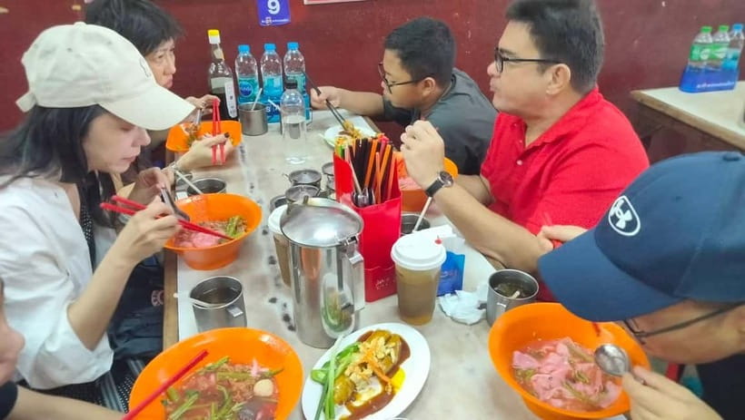 Taste of Chiang Mai: Michelin Guide & Street Food Tour - Watch-outs: portions, portion timing, and diet limits
