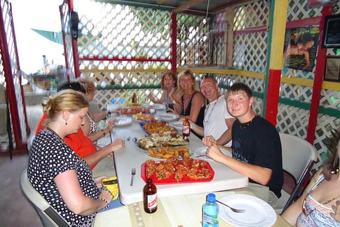 Taste of Jamaica Food Tour from Ocho Rios - Fern Gully: The Rainforest Stop That Feels Like a Photo Set