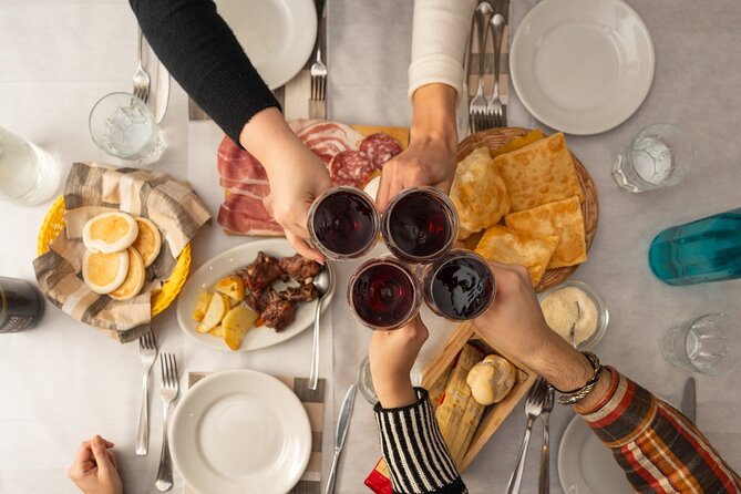 Taste Parma: A Full Meal Walking Food Tour by Do Eat Better - Starting point near Piazza Giuseppe Garibaldi and what the timing feels like
