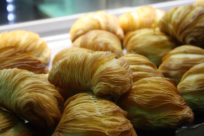 Tasty Naples Street Food Tour of MustEat Gourmet Specialties and MustSee Sites - Via San Gregorio Armeno: artisan shops and the pizza fritta payoff