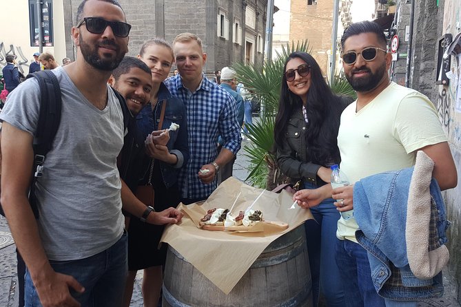 Tasty Naples Street Food Tour of MustEat Gourmet Specialties and MustSee Sites - What you actually eat: from snacks to lunch and dinner