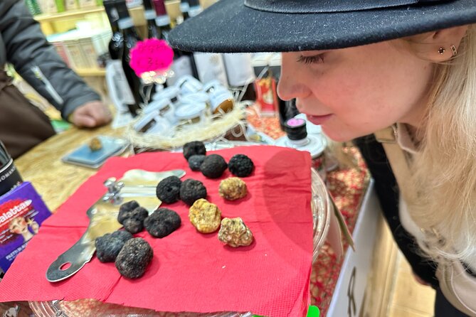 Tasty Trionfale Farmers Market Food Tour and Local Wines Tasting - Logistics that affect your day (and how to plan around them)