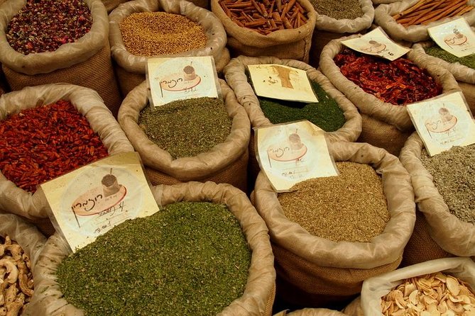 Tel Aviv Food Tour of the Carmel Market - Stop 1: Shuk Ha’Carmel’s Food Scene—Fruits, Spices, and Bakery Bites