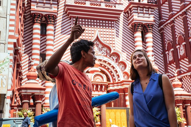 The 10 Tastings of Colombo With Locals: Private Street Food Tour - Stop 1 and 2: Fort Railway Station to Dutch Museum (King Coconut Start)