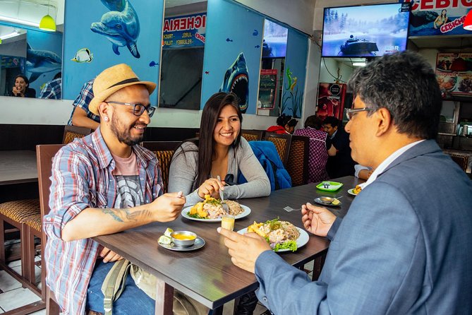 The 10 Tastings of Cusco With Locals: Private Food Tour - Mercado Central de San Pedro: Where the Juices Flow and Corn Shows Up Big