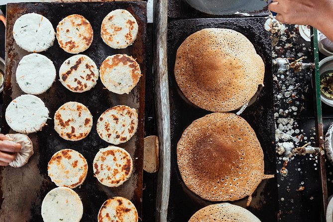 The 10 Tastings of Kandy With Locals: Private Street Food Tour - Why this Kandy street food tour feels local, not chaotic
