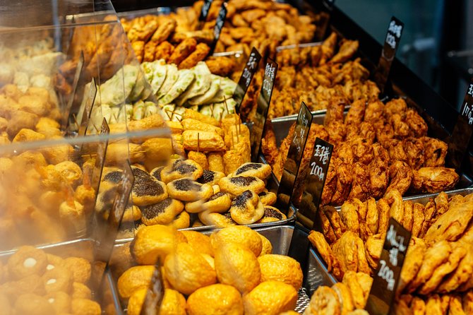 The 10 Tastings of Tokyo With Locals: Private Street Food Tour - The human part: guides make or break street food