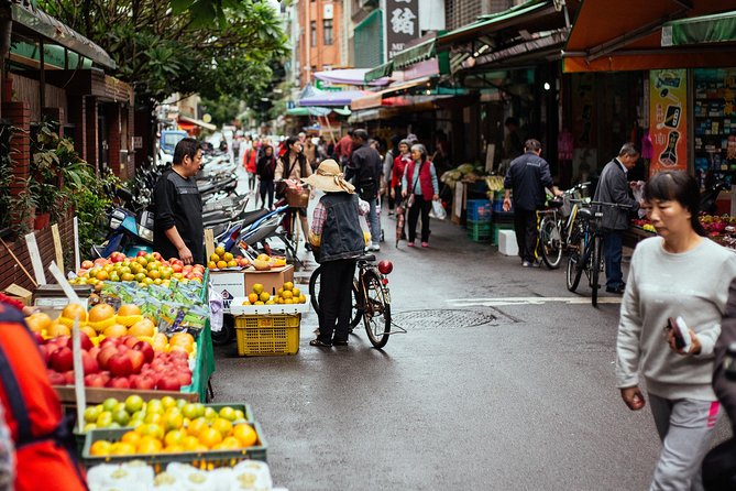 The Award-Winning Private Food Tour of Taipei: The 10 Tastings - Dongmen Market: Where Classic Taiwanese Bites Get Their Local Voice