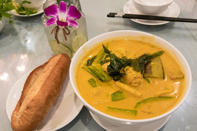 The Coolest Vegan Food Tour by Motorbike in Ho Chi Minh City - Stop 5: Finish near the Opera House