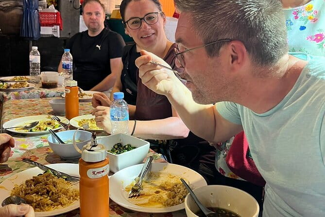 The Highest Rated Food Tour in Bangkok 10+ Tastings - Meet at Im Chinatown and Walk a Smart Food Loop