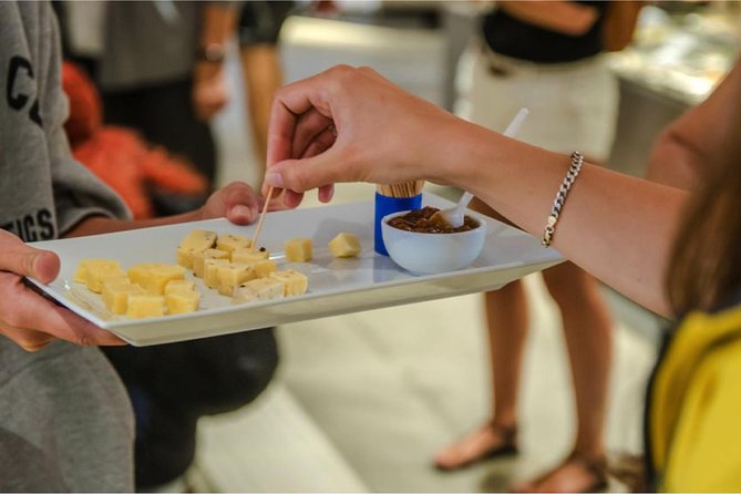 The Nordic Food Walk Stockholm - Guides, pacing, and group size: what to expect if you like breathing room