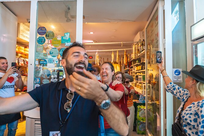 The Street Food Tour with a Local Guide in Ortigia! - Syracuse. - Meet at Piazza Archimede and get your bearings fast