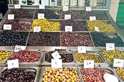 Thessaloniki: Open Market Food Tour with Tasting - Ladadika to Louloudadika: how neighborhoods shape what you eat