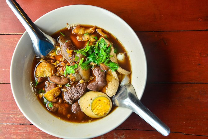 Timeless Thonburi Canal and Food Tour - Stop-by-Stop: What You’ll Eat and Why Each Bite Fits