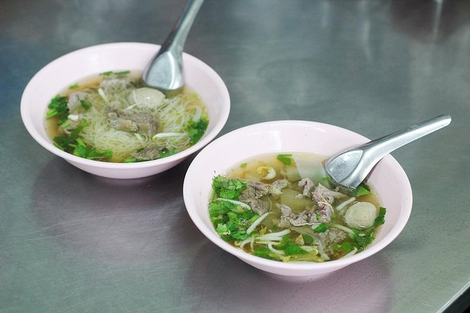 Timeless Thonburi Canal and Food Tour - The Guide Factor: Why Reviews Keep Coming Back to Names Like Nuch and Tukta