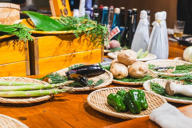 Tokyo Ginza Authentic Food Tour (Izakaya Hopping by local guide) - Yūrakuchō seafood and sake: the start that feels like a Tokyo baseline