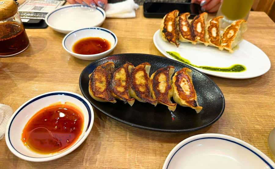 Tokyo: Locals´ Secret Food Tour // Eat like a Japanese - Timing, lines, and pacing: how to do this without getting cranky