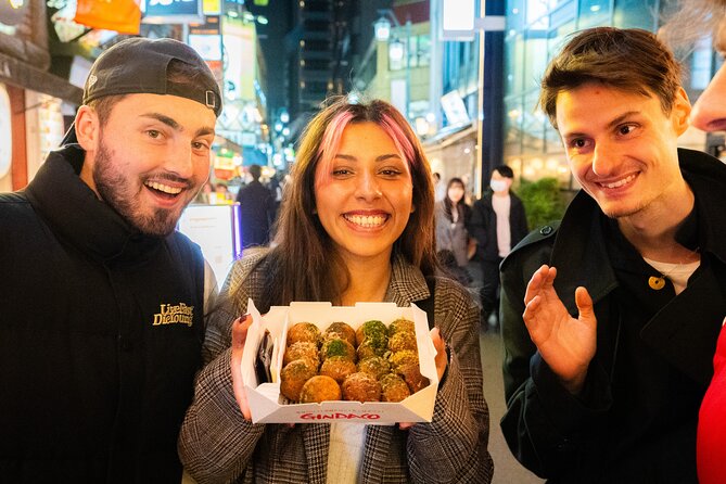 Tokyo: Shibuya Authentic Food Tour & Local Delights - Stop 1: Shibuya Center-gai and the scramble-to-izakaya pivot