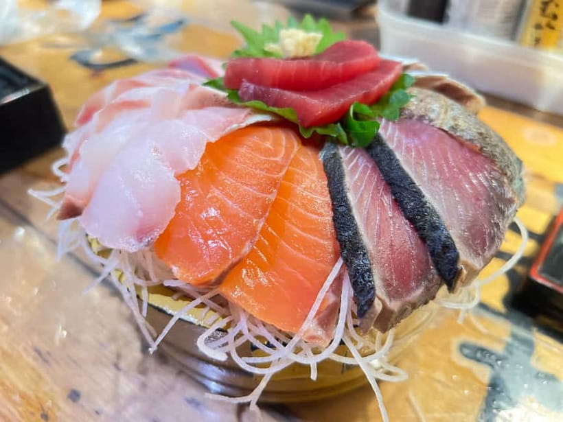 Tokyo: Shinjuku Food Tour (13 Dishes and 4 Eateries) - Omoide Yokocho for 30 minutes: alley-side comfort food