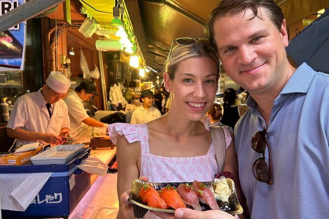 Tokyo Tsukiji Fish Market Food Tour: 15 Stops & Walk Local Street - Key Things You’ll Notice on This Tsukiji Tour