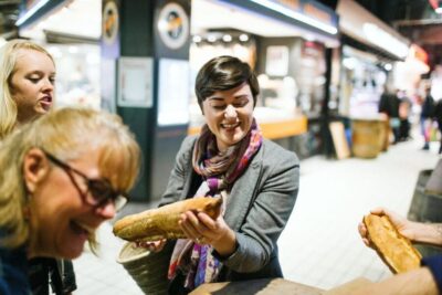 Toulouse: Victor Hugo Market Guided Food Tour with Tastings - The 3.5-hour format: enough tastings to replace lunch
